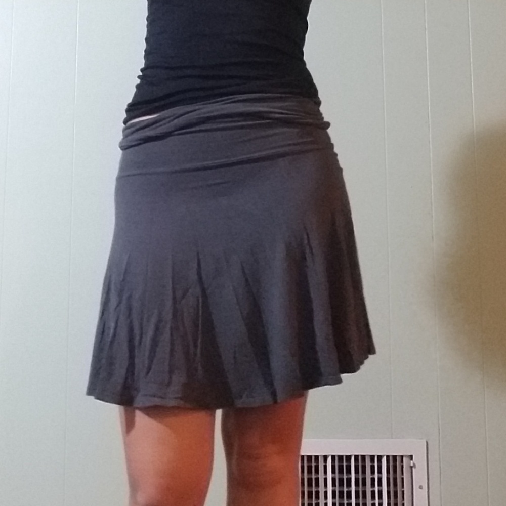 Splendid grey skirt